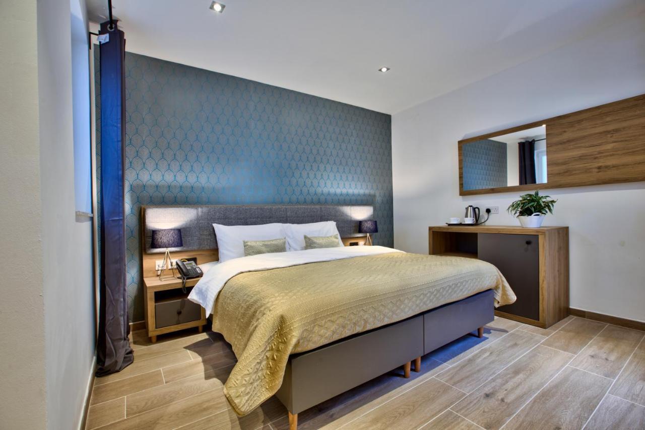 Tritoni Valletta Boutique Hotel Il Furjana Bagian luar foto